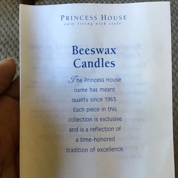 NEW Vintage Princess House 8” Red, Ivory & Forest Green Beeswax Taper Candles - Picture 4 of 6